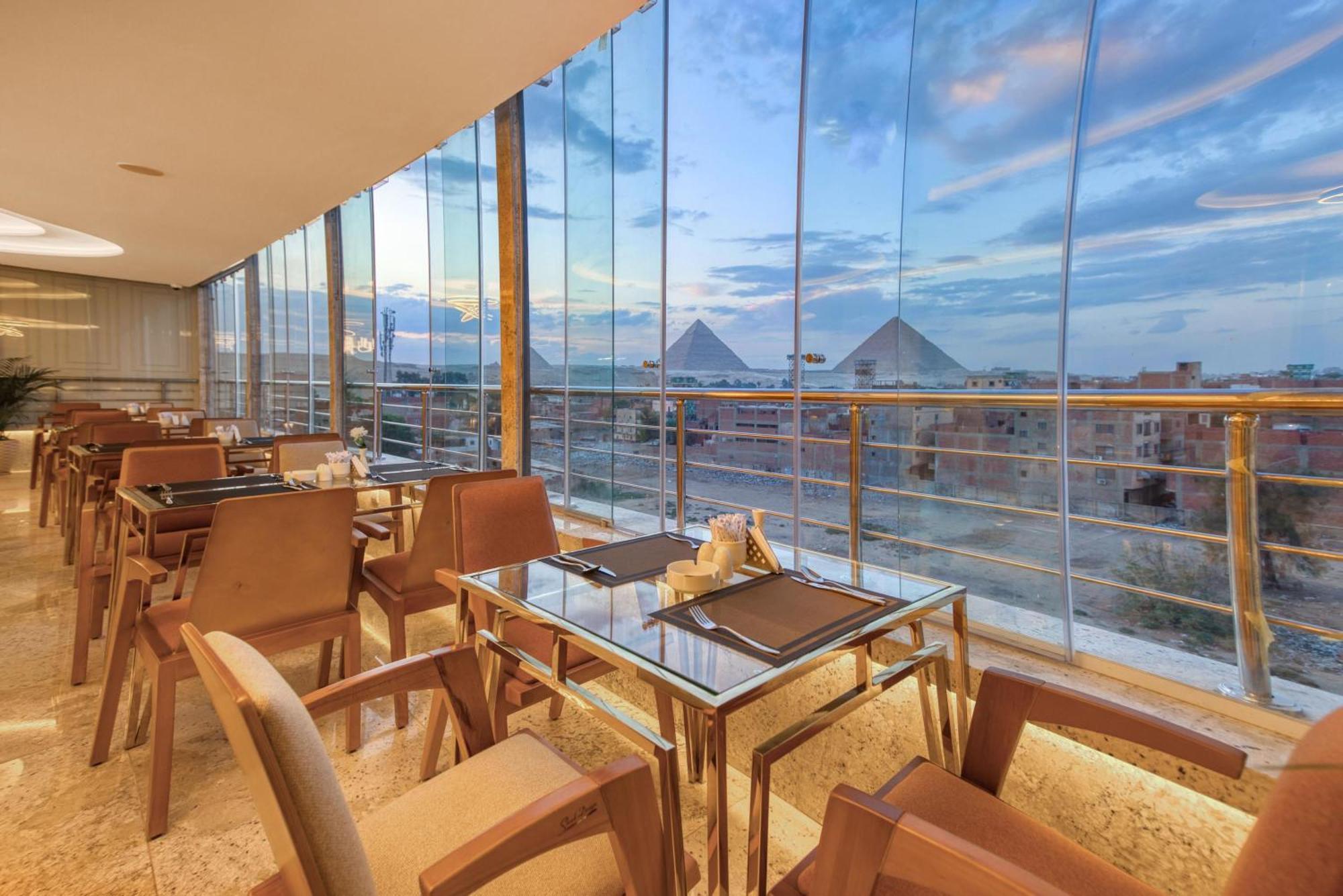 Pyramids Plateau Hotel Kafret el-Gabal Exterior foto
