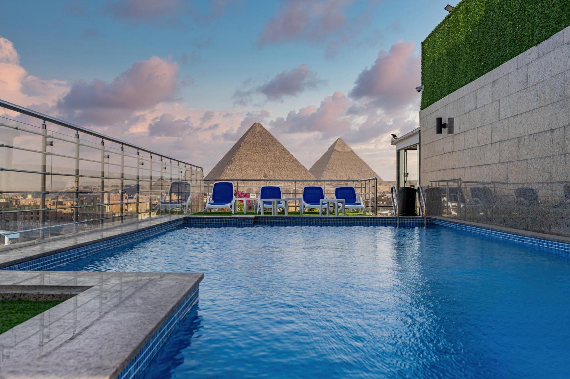 Pyramids Plateau Hotel Kafret el-Gabal Exterior foto